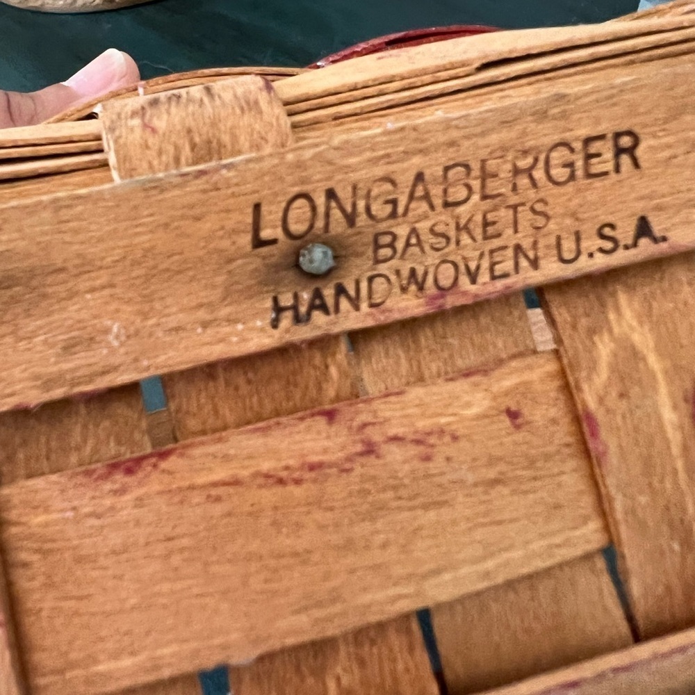 Longaberger Christmas Collection 1987 Edition Mistletoe Basket - Picture 5 of 6